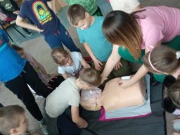 b_1024_768_0_00_images_2023_2024_Swietlica_Pierwsza_pomoc_428682235_863738635554086_1722665980638049490_n